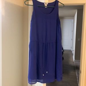 Womens purple dress. Size small.